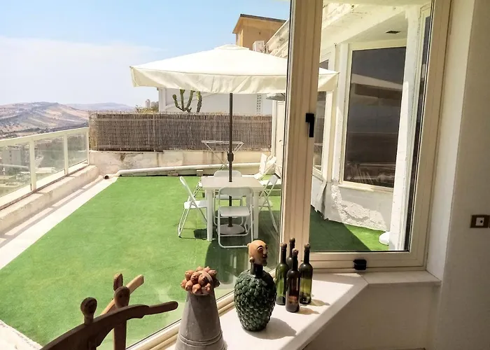 Attico D'arte Sulla Valle Dei Templi Agrigente