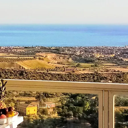 Attico D'arte Sulla Valle Dei Templi Appartement *